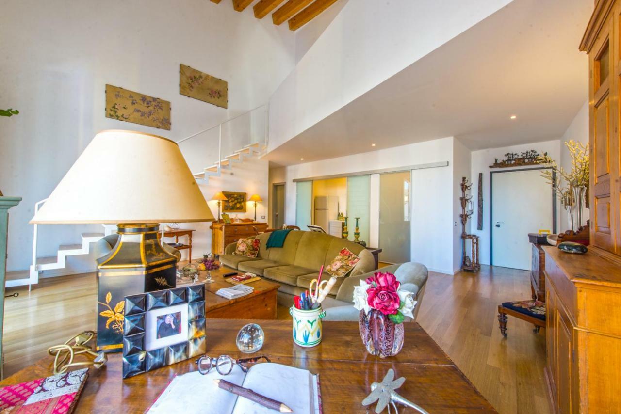 Charming Apartment In The City Center By Wonderful Italy パレルモ エクステリア 写真